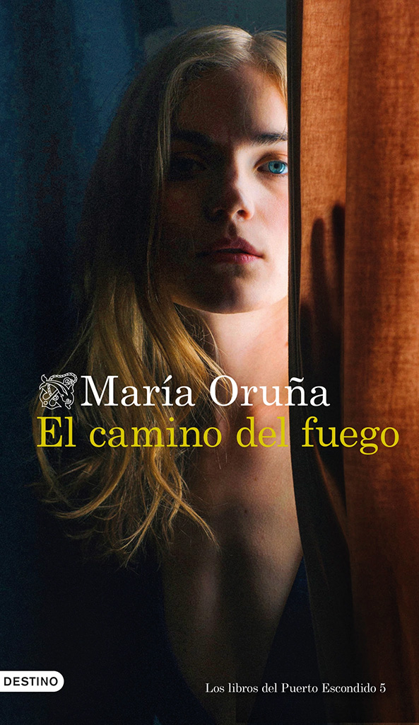 María Oruña: "Los títulos de Los libros del Puerto Escondido son conclusivos y tienen un universo narrativo distinto, como El camino del fuego"