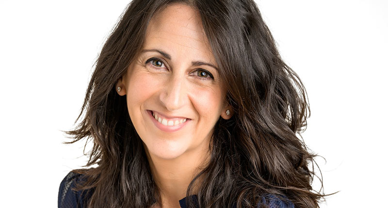María Oruña: "Los títulos de Los libros del Puerto Escondido son conclusivos y tienen un universo narrativo distinto, como El camino del fuego"