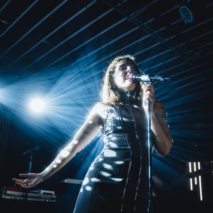 Chica Sobresalto en Sevilla: energía, cercanía y conexión